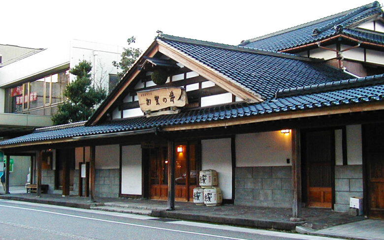 加賀の井酒造の外観
